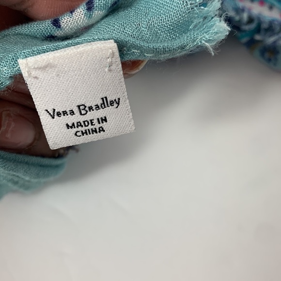 Vera Bradley One Size Multicolored 100% Viscose
71 x 28 inches - Picture 3 of 5